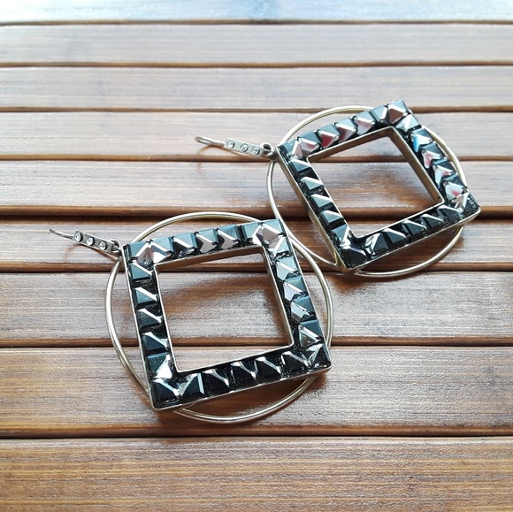 VSA Designs Pandora Onyx Circle Drop Earrings ♦️